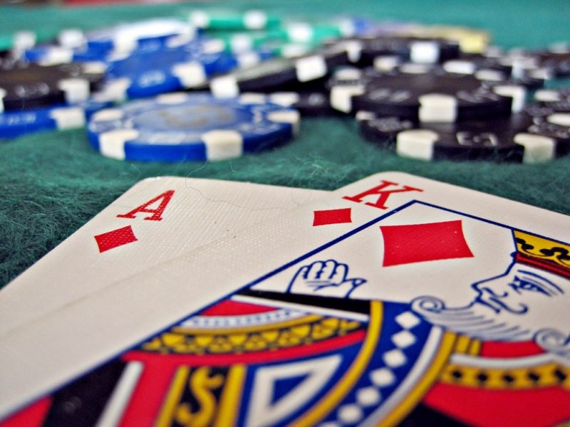 Four Tips for Playing Live Casino Online 
